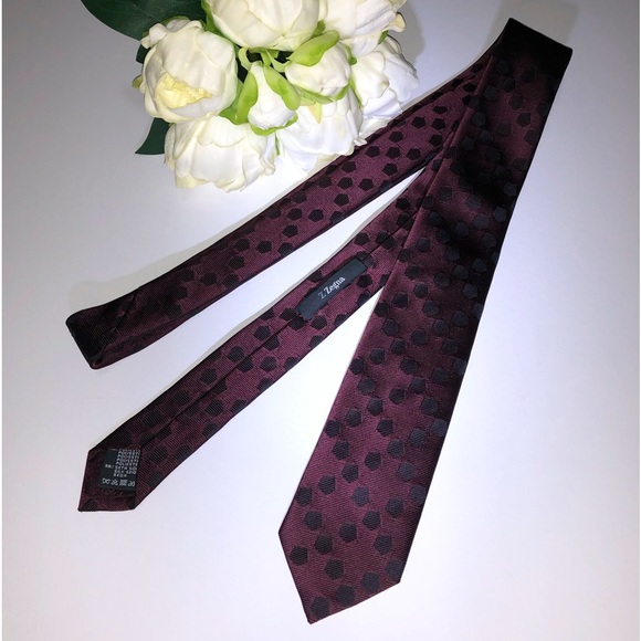 Z Zegna Tie
- Ermenegildo Zegna - Picture 17 of 17